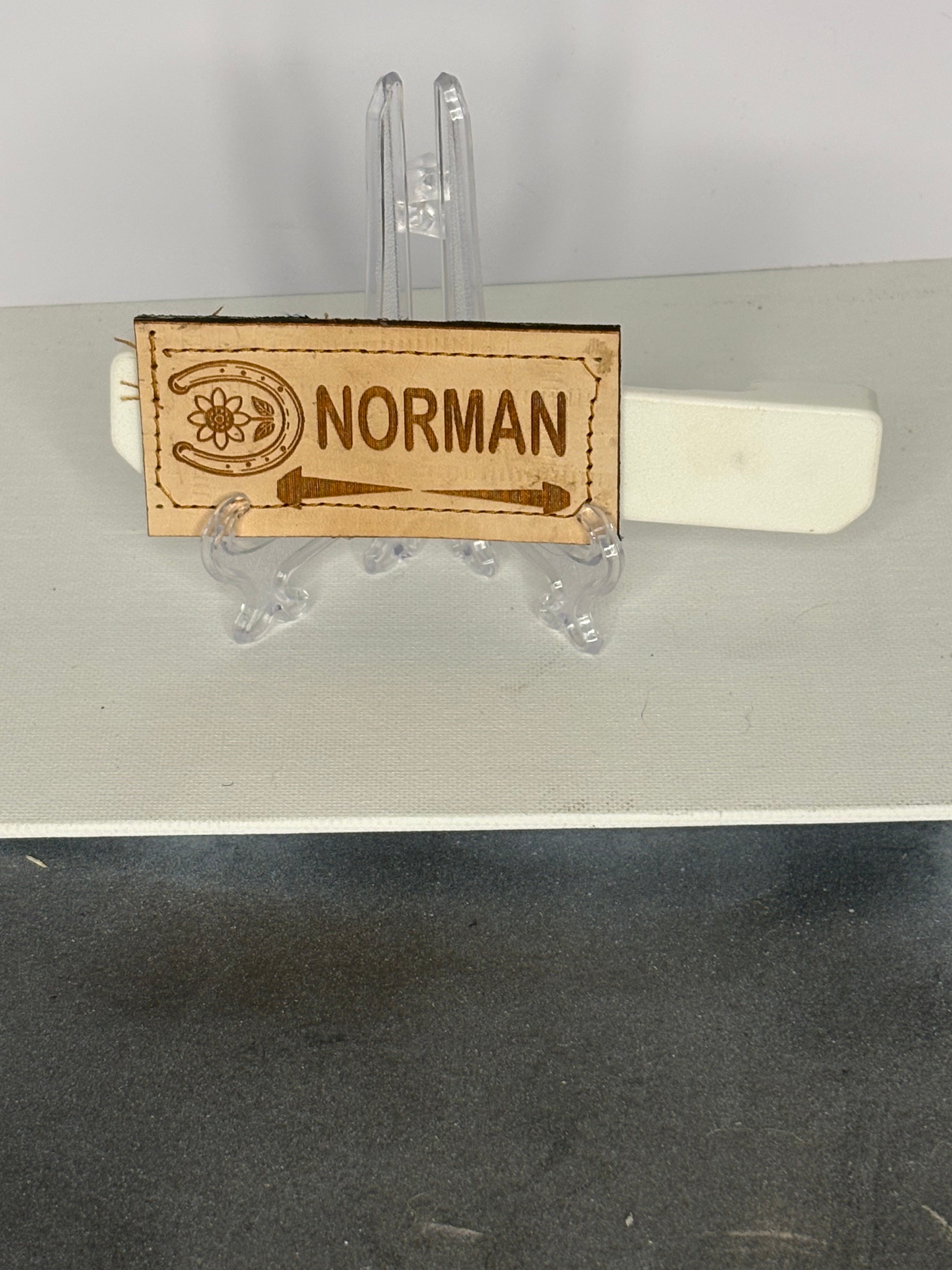 Custom Leather Halter Badge – Engraved